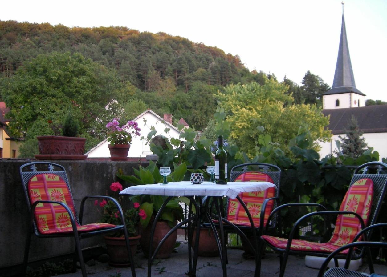 Ferienwohnung Haus Am Singberg Ramsthal Exterior foto
